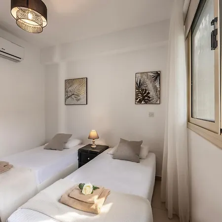 Villa Palms 32 *