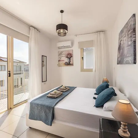 Palms 32 * Protaras