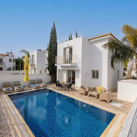 Villa Palms 32 *